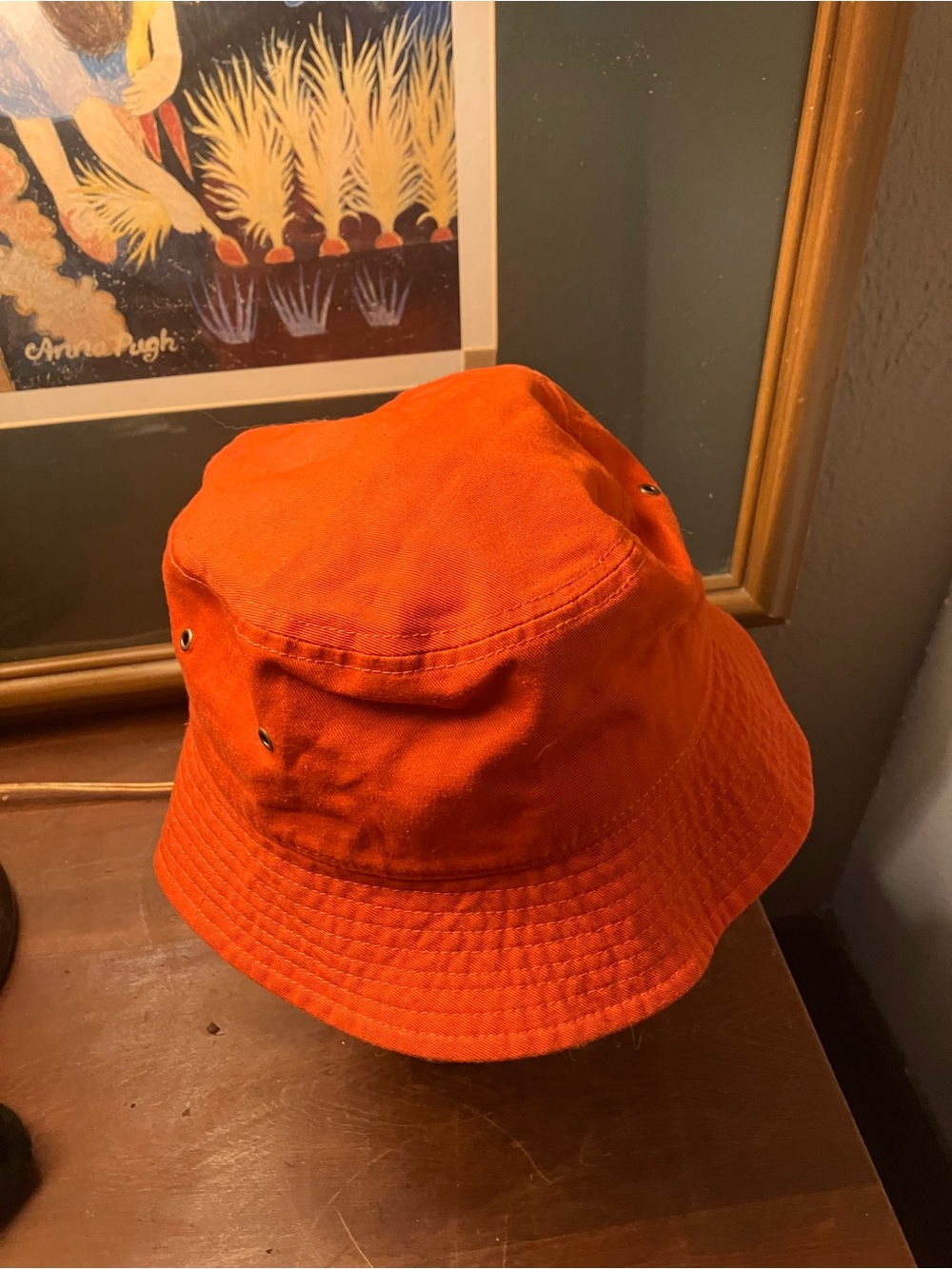 Newhattan bucket hat